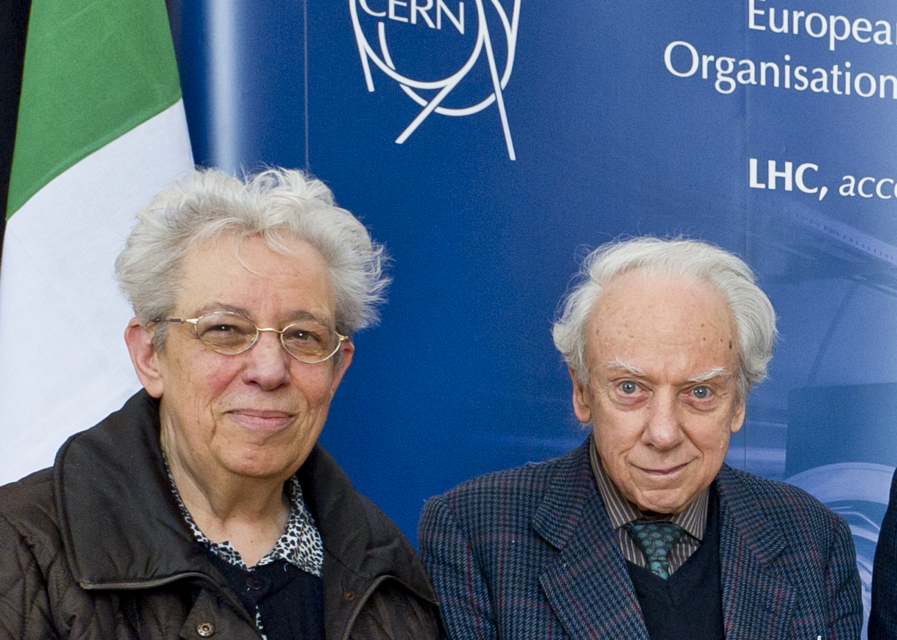 Foto di Maria e Giuseppe Fidecaro nel 2011, al CERN (dettaglio)